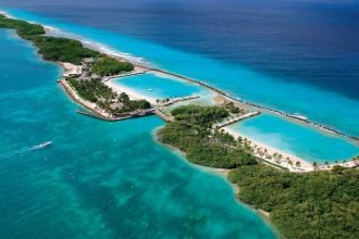 رونق صنعت گردشگری Aruba به وسیله اتریوم aruba looks to ethereum 3 31, شهریور 1405 Aruba صنعت گردشگری خود را با استفاده از شبکه اتریوم، بهبود می بخشد