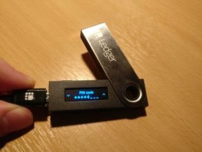 Ledger (کیف پول سخت افزاری بیت کوین و سایر ارز های رمزنگاری شده)