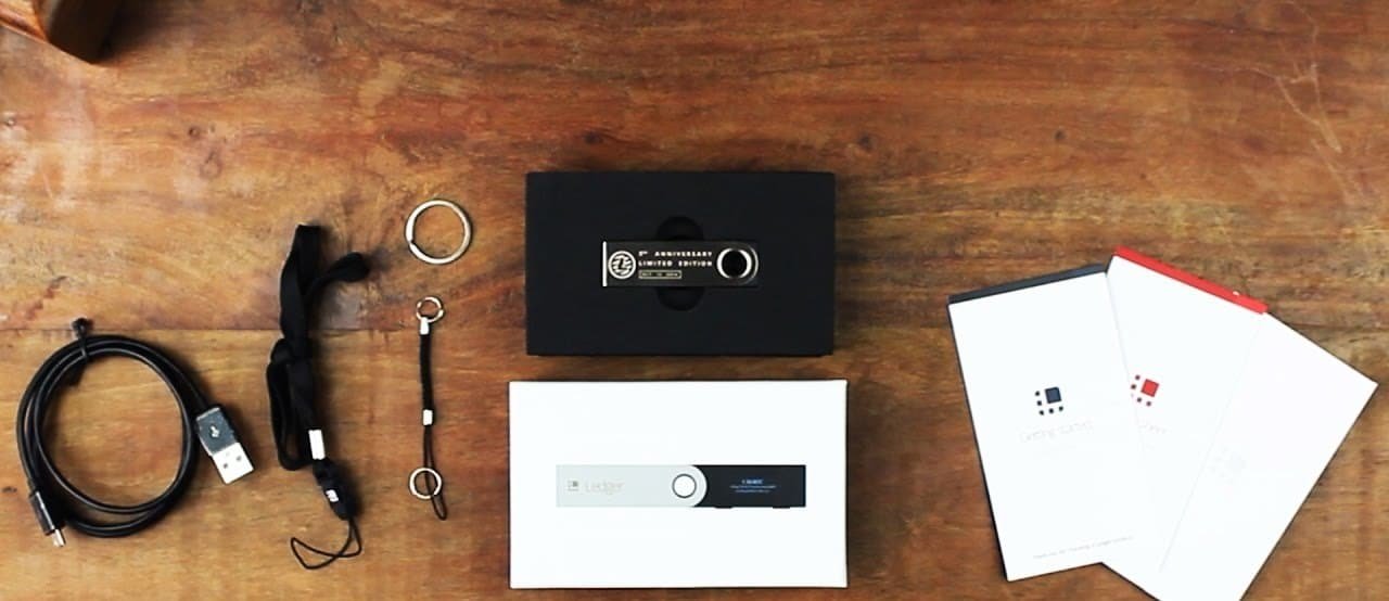 Ledger (کیف پول سخت افزاری بیت کوین و سایر ارز های رمزنگاری شده)