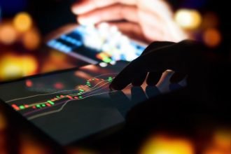 مجازات و تعلیق صرافی های رمزارز ژاپنی fsa punishes japanese exchanges 2 15, مرداد 1405 FSA (نهاد قانون گذار مالی ژاپن)، صرافی های رمزارز را مجازات می کند