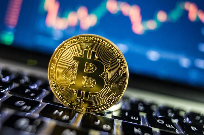 قیمت بیت کوین با شکستن مقاومت ها بالاتر از ۷۰۰۰ دلار قرار گرفت BTC 25, مرداد 1405 قیمت بیت کوین با شکستن مقاومت ها بالاتر از ۷۰۰۰ دلار قرار گرفت