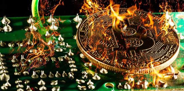 کمپانی تتر (Tether ) پانصد میلیون توکن USDT خود را از بین برد bitcoin burn 25, مرداد 1405 کمپانی تتر ( Tether ) ۵۰۰ میلیون توکن USDT خود را از بین برد