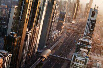دوبی میتواند تا سال ۲۰۲۰ به اولین شهر بلاک چینی جهان تبدیل شود؟ Dubai city roadway 768x512 2, مهر 1405 دوبی میتواند تا سال ۲۰۲۰ به اولین شهر بلاک چینی جهان تبدیل شود؟