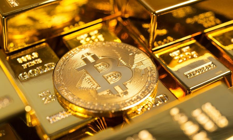 همبستگی میان قیمت بیت‌کوین و طلا در سه ماه گذشته تقریبا دو برابر شده است