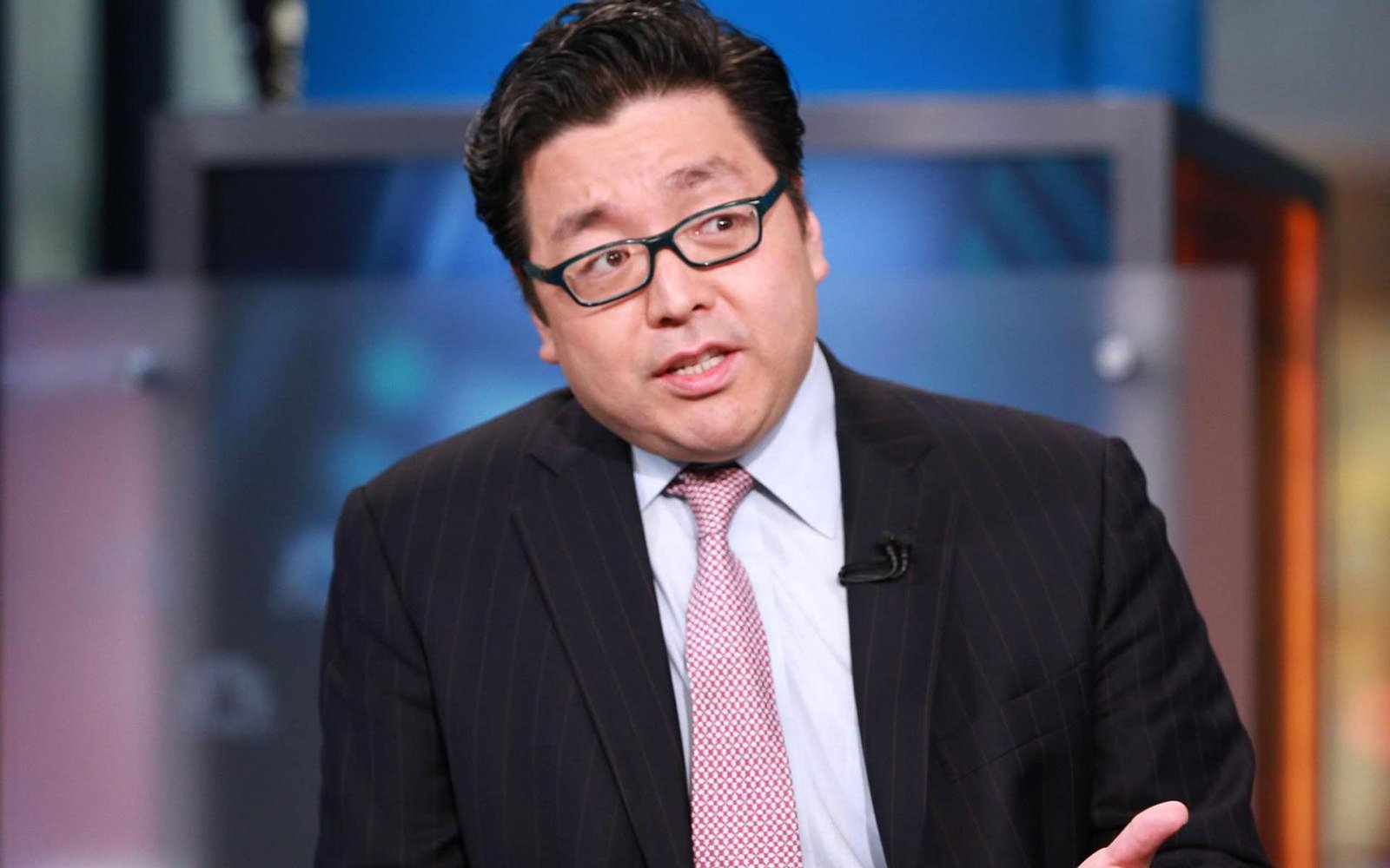 تام لی: Bakkt میتواند اعتماد موسسات به رمز ارزها را افزایش دهد Tom lee 14, مرداد 1405 تام لی: Bakkt میتواند اعتماد موسسات به رمز ارزها را افزایش دهد