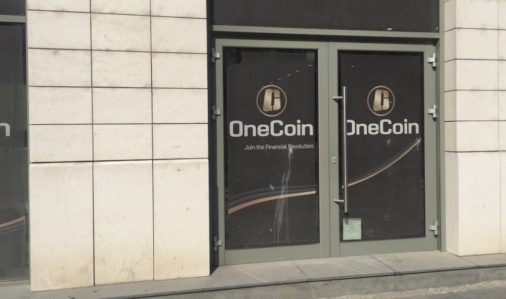 به تعویق افتادن محکومیت رهبر منتسب به طرح پانزی OneCoin onecoin 21, مرداد 1405 به تعویق افتادن محکومیت رهبر منتسب به طرح پانزی OneCoin