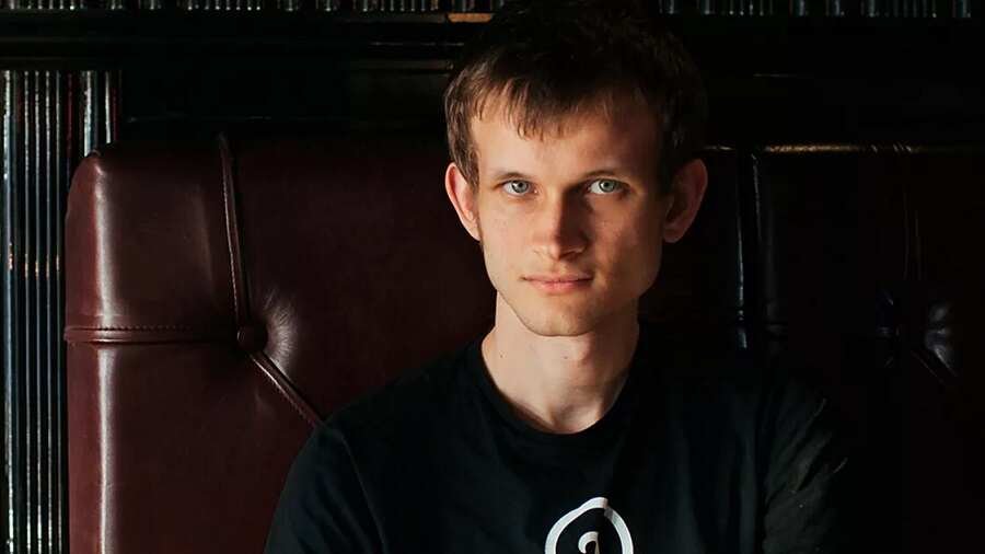 ویتالیک بوترین در مورد افزایش نفوذ DAOها در استخرهای نقدینگی هشدار داد vitalik buterin steyblkoiny mogut peredavat aktivy mezhdu blokcheynami 1 13, مرداد 1405 چرا اتریوم یک پول برای انحصار بازاری نیست؟