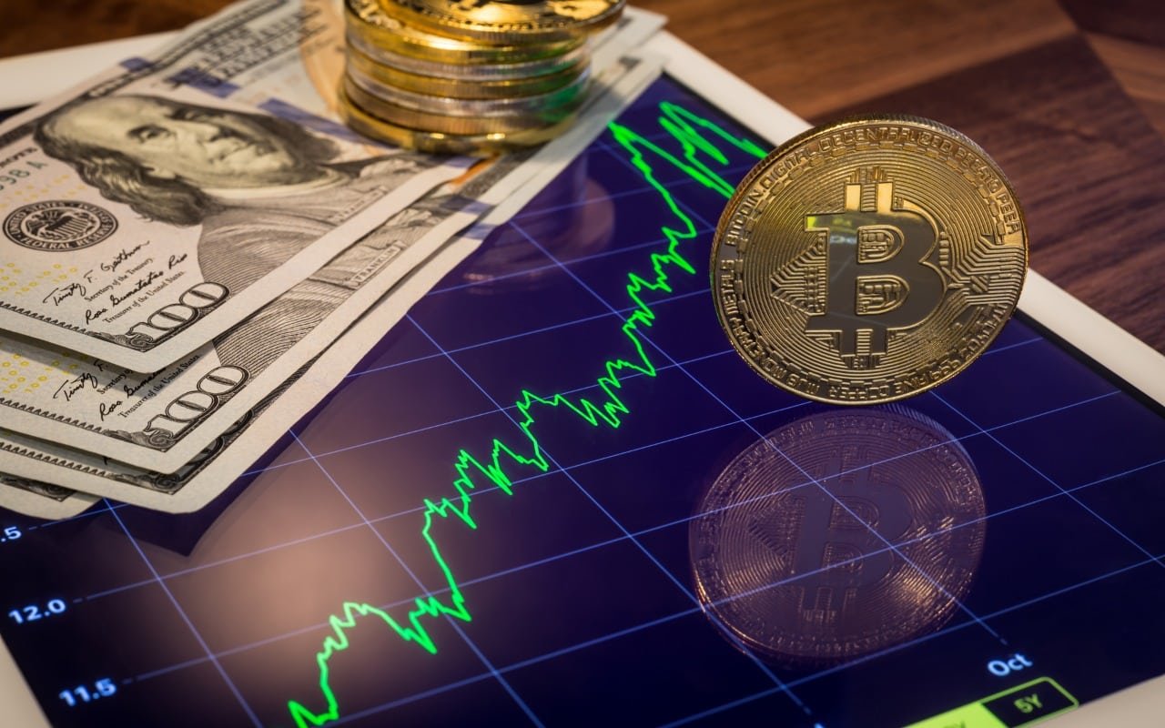 باور شرکت PlanB بر هدف 288 هزار دلاری بیتکوین بر اساس مدل قیمتی سهام به جریان