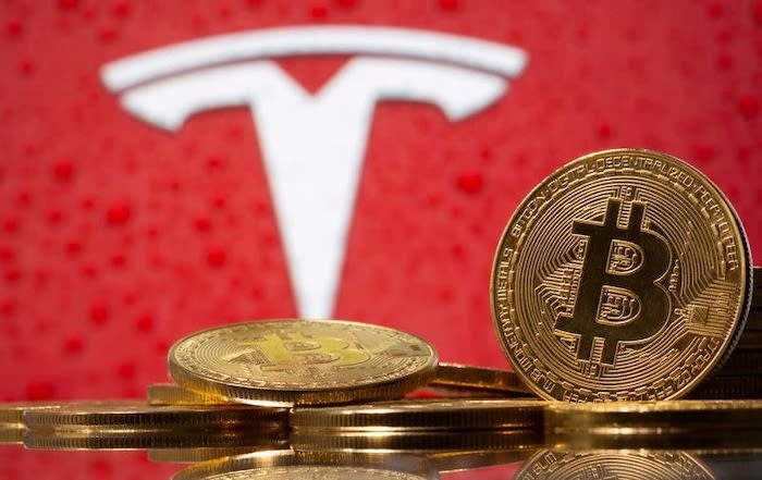 ریزش شدید بیت کوین پس از اعلام تعلیق پرداخت با این رمز ارز در تسلا BTC Tesla coiiniran 15, مرداد 1405 بیت کوین کوین ایران