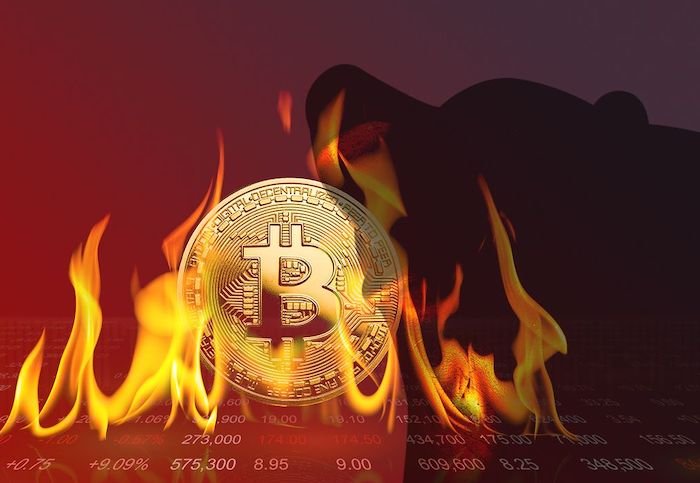 سقوط قیمت بیت کوین به زیر ۴۰ هزار دلار BTCDropped 14, مرداد 1405 قیمت بیت کوین - کوین ایران