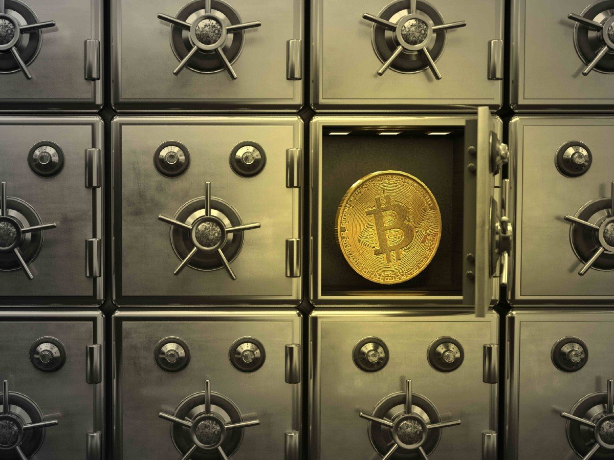 همکاری Goldman Sachs و Galaxy Digital برای عرضه‌ی قراردادهای آتی بیت‌کوین