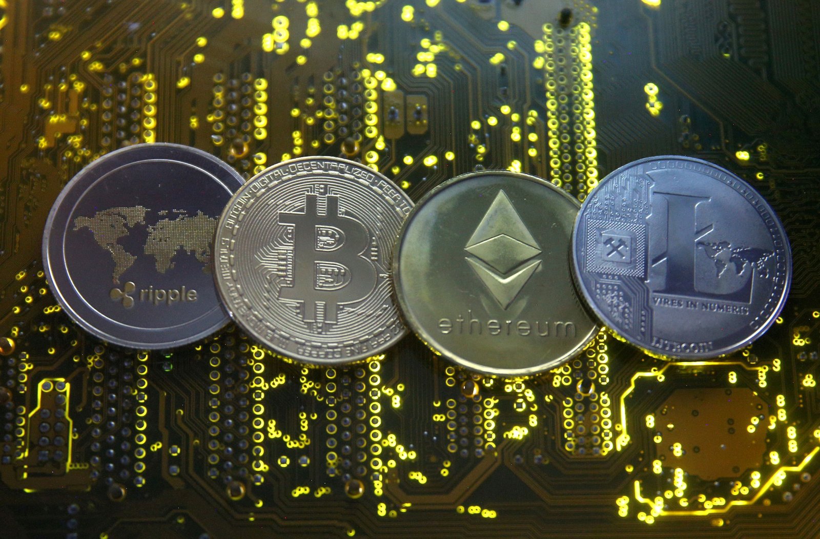 مارکت کپ چیست؟ (Market Capitalization) ارزش بازار ارزهای دیجیتال marketcap 13, مرداد 1405 مارکت کپ چیست؟ (Market Capitalization) ارزش بازار ارزهای دیجیتال