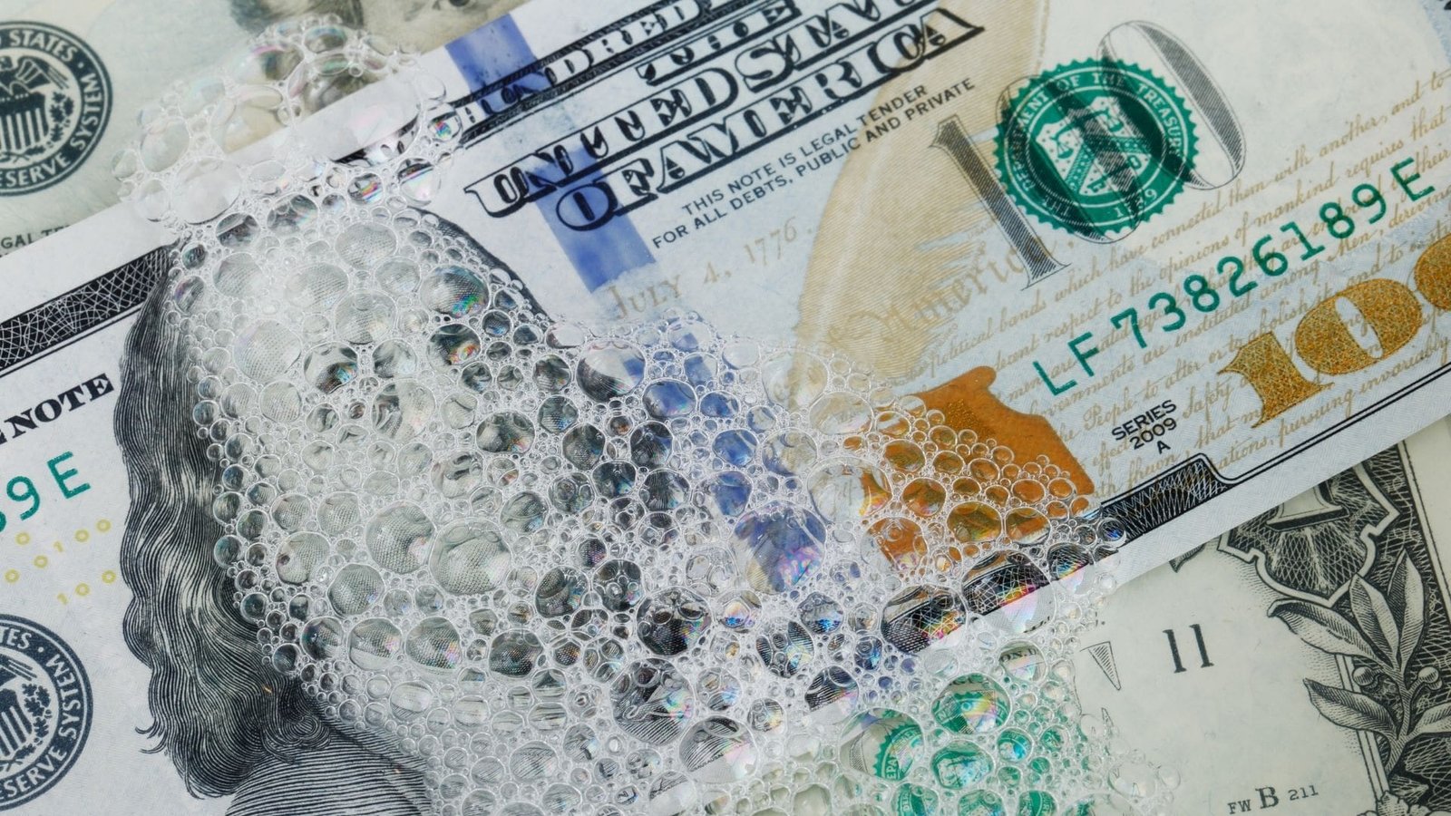 آشنایی با قوانین ضد پول‌شویی ارزهای دیجیتال (AML)