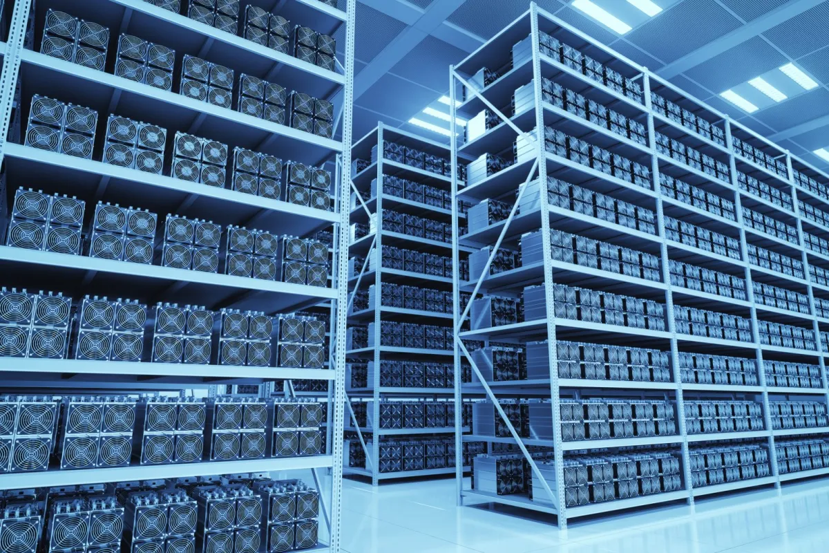 افت مجدد سختی استخراج بیتکوین در ماه مارس iStock 884089818 e1542626986774 18, مرداد 1405 افت مجدد سختی استخراج بیتکوین در ماه مارس