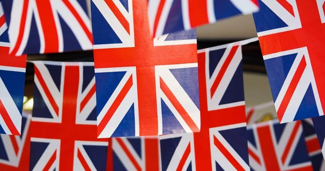 صرافی بای بیت خدمات خود را برای مشتریان انگلیسی قطع خواهد کرد!