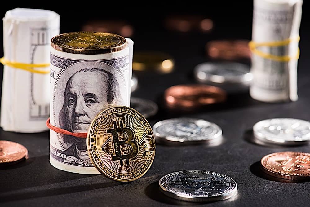 سرمایهگذاری در بیتکوین بدون خرید BTC how to invest in bitcoin stock 13, مرداد 1405 سرمایهگذاری در بیتکوین بدون خرید BTC